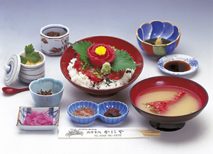 まぐろ丼